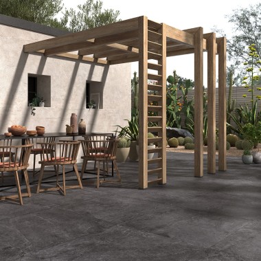 Castelvetro Evolution Black 100x100 Grip R11 2